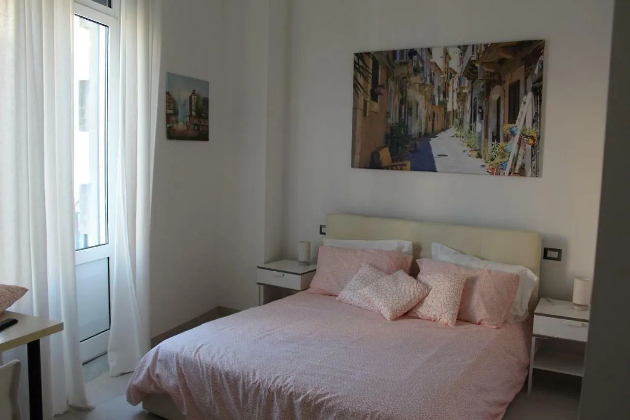*** Frühstückspension B&B Gymnasium Syrakus Italien