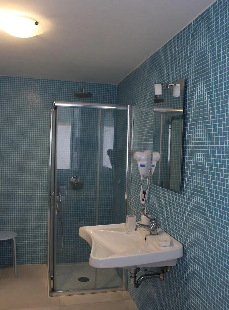 시라쿠사 Gymnasium B&B